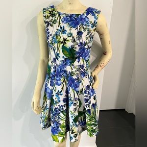 Julian Taylor New York Dress Size 4 Floral